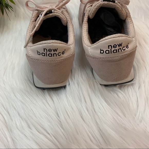 Pink New Balance 410 Sneakers size 8 - Picture 3 of 9